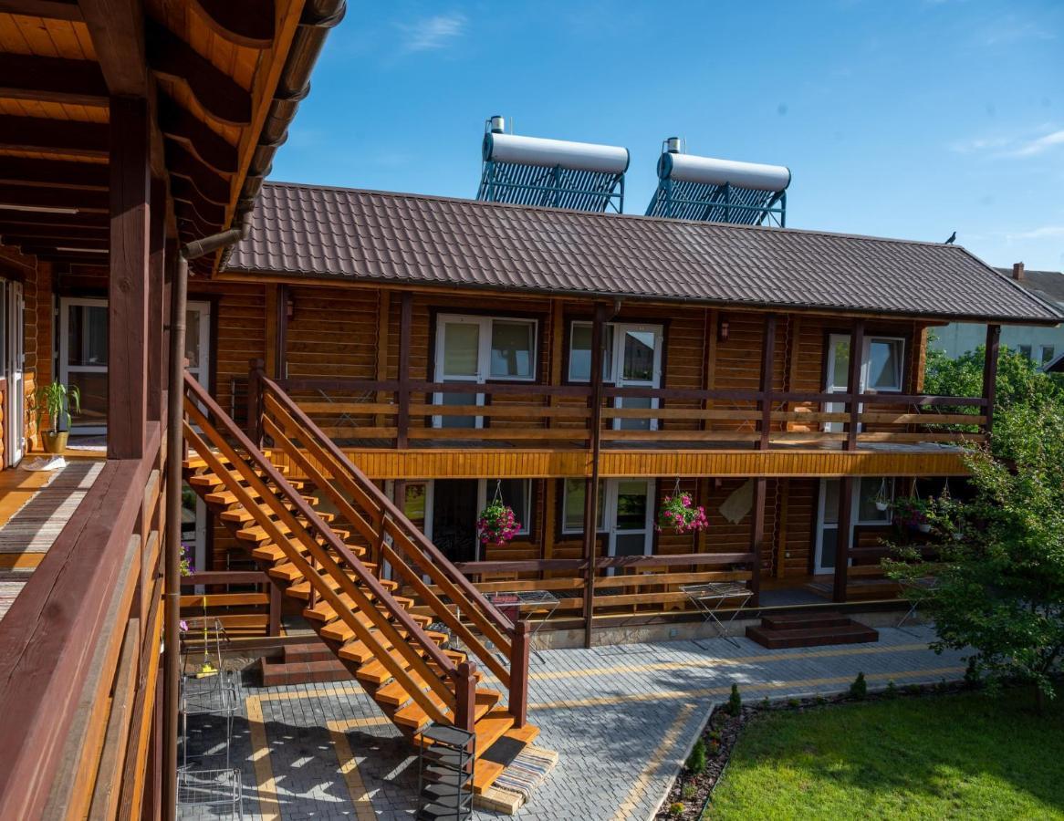 Hotel Rybatska 7 Čornomors'k Esterno foto